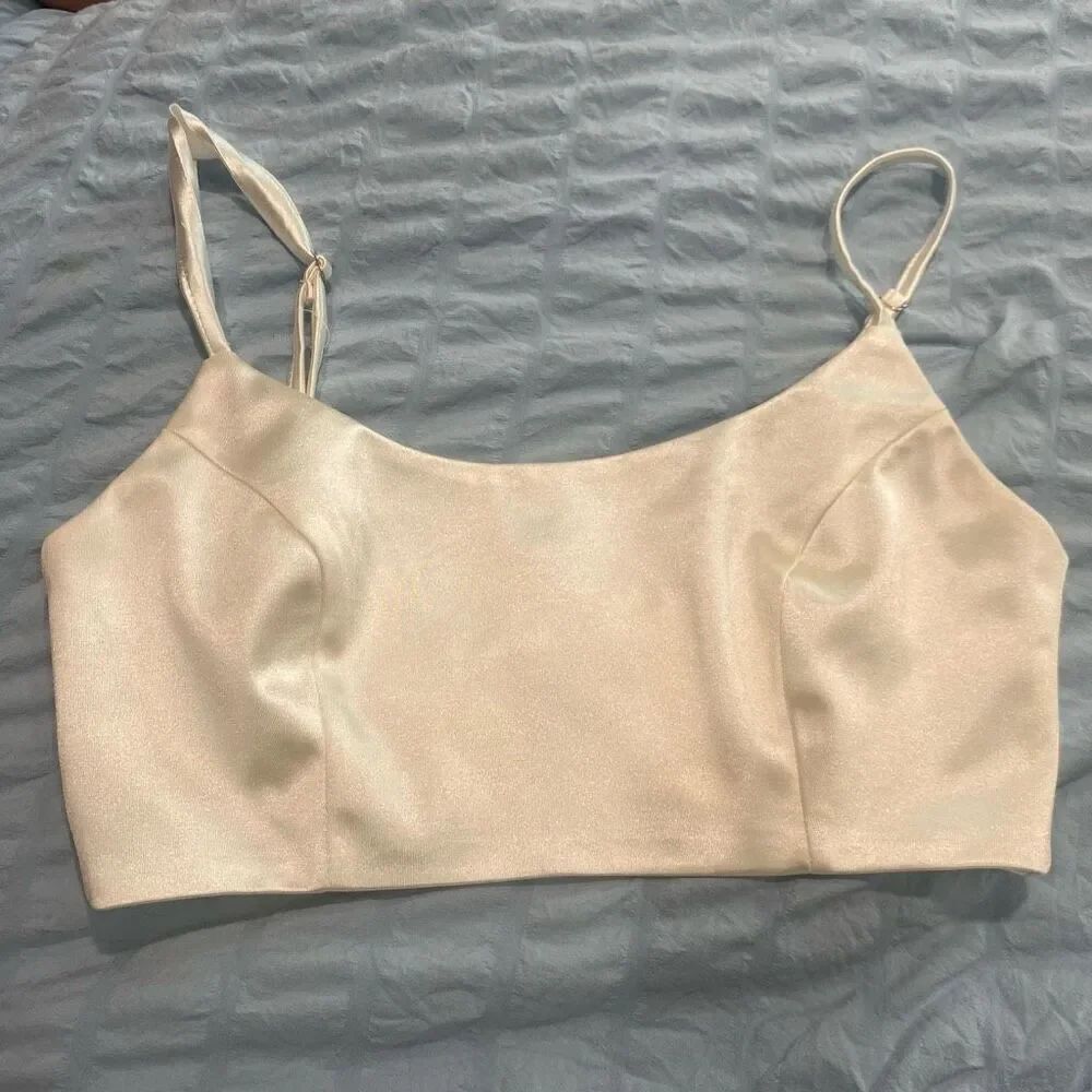 Fashion Nova Satin Top Size Xs